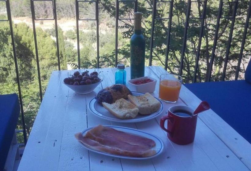 بنسيون Hostal Rural De Cuadros