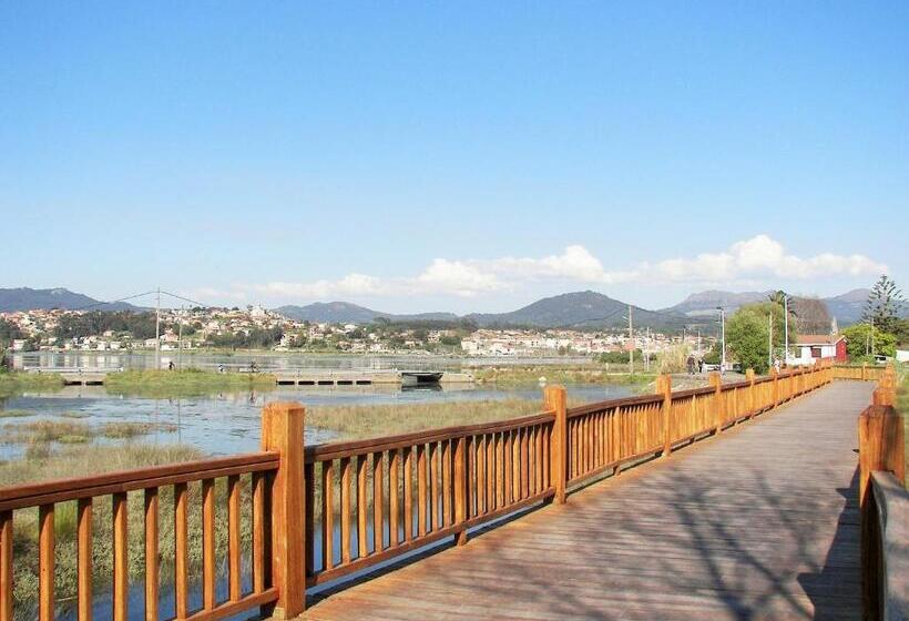 پانسیون Hostal Santa Marta Playa