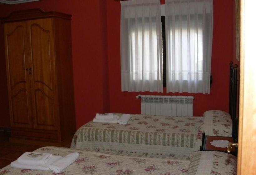 بنسيون Casa Mariví