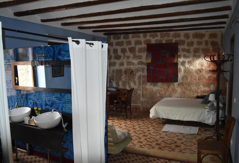 پانسیون Castillo De Grisel