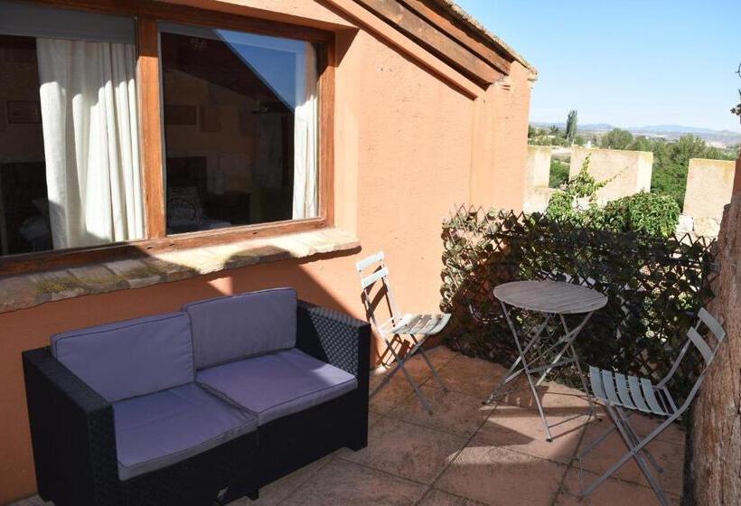 پانسیون Castillo De Grisel