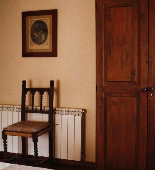 بنسيون El Celler De La Guàrdia