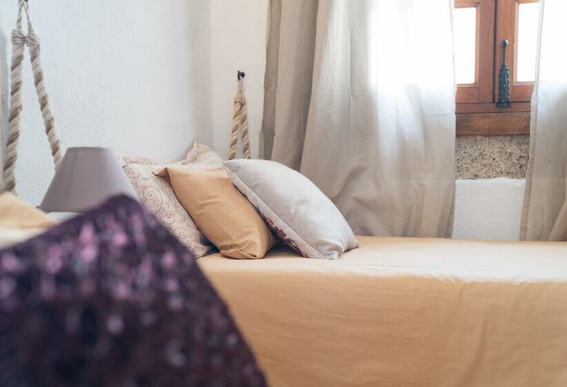 膳宿费 El Cerro De La Luna