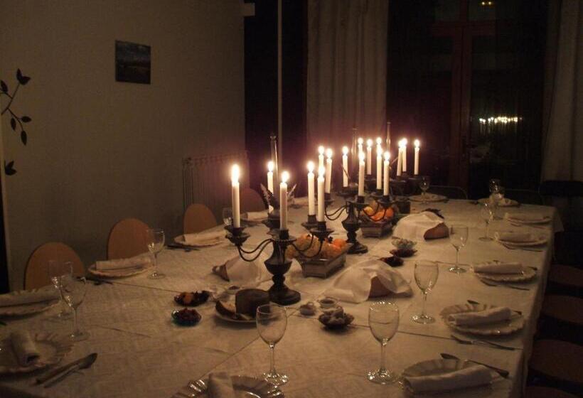 펜션 Hostal Catalina De Austria