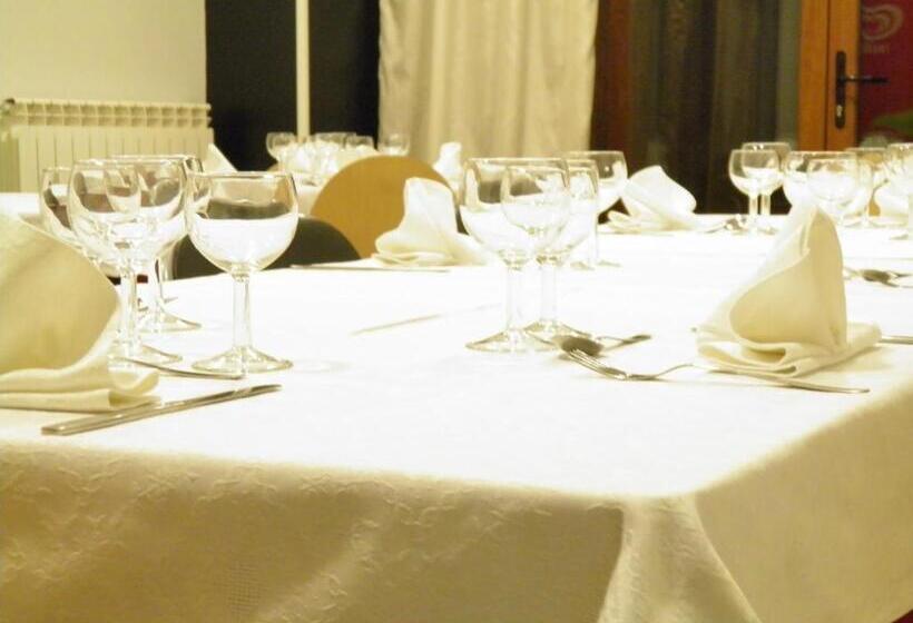 펜션 Hostal Catalina De Austria