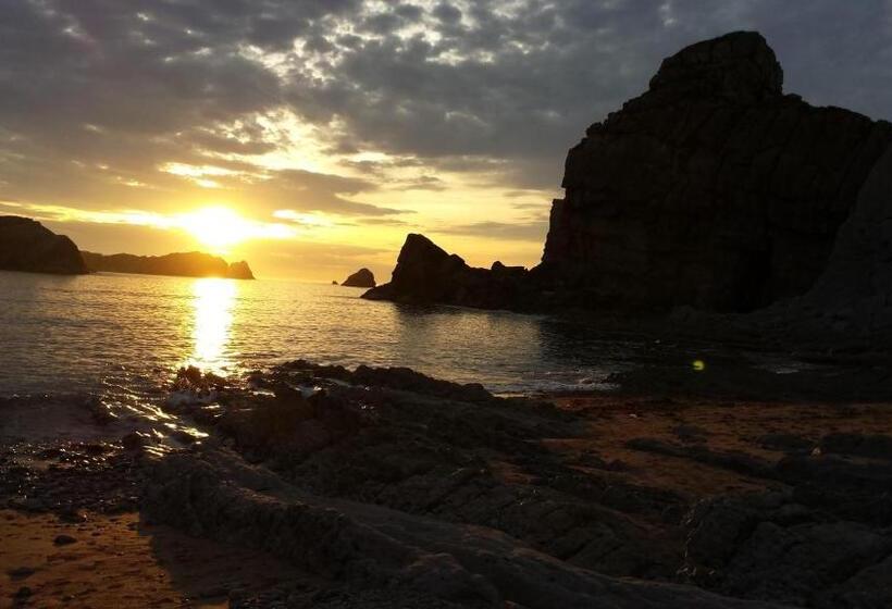 پانسیون Hostal La Picota