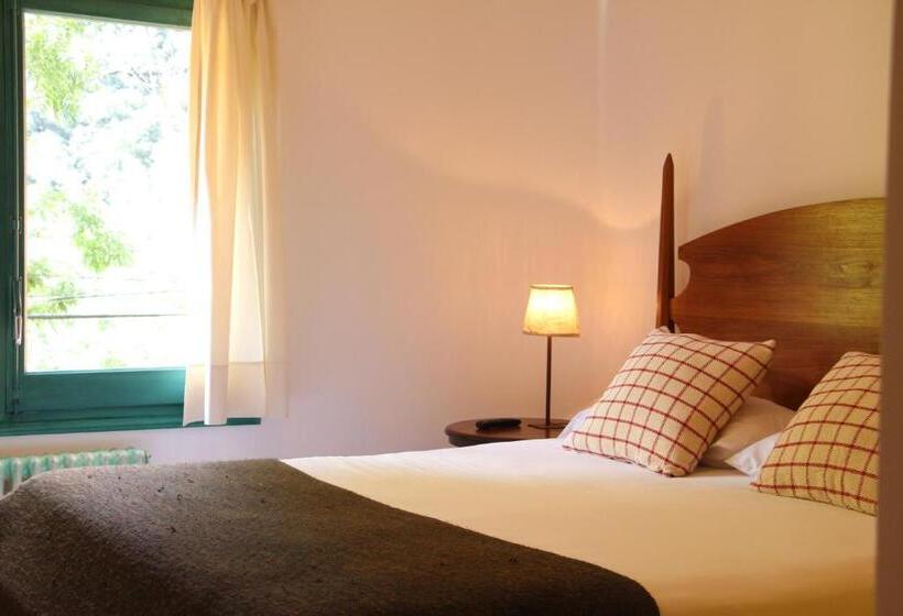 بنسيون Hostal L´ou De Reig