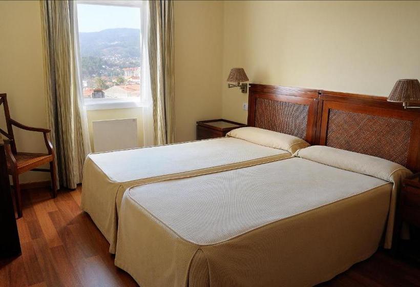 پانسیون Aparthotel O Novo Cabalo Furado