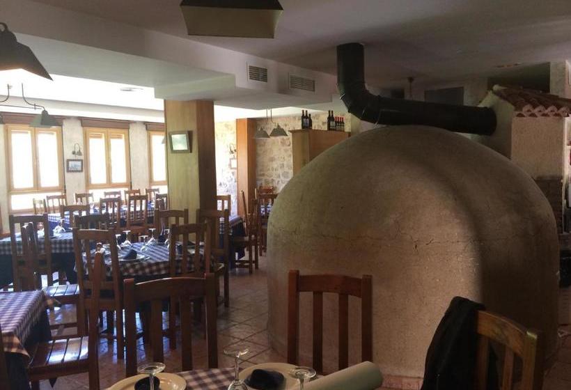 بنسيون La Mesta