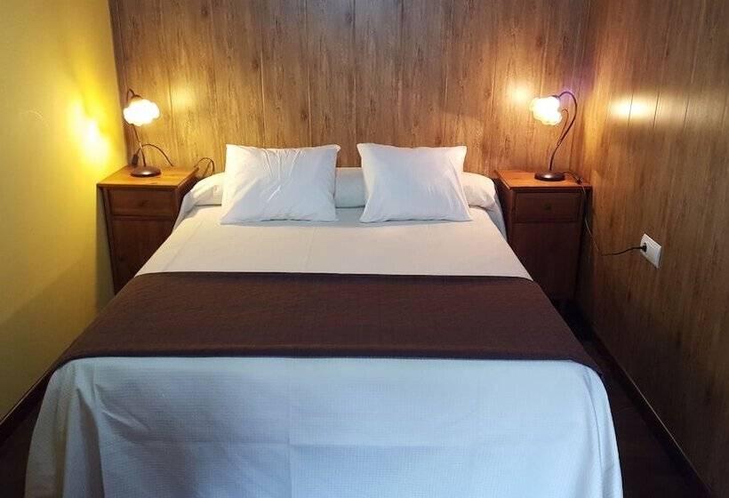 ペンション Chalet De Montaña Pous De La Neu