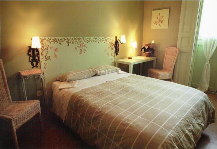 膳宿费 Hostal Fornos