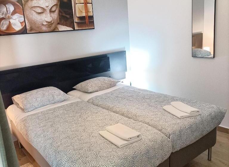 پانسیون Good Vibes  Lagos Guesthouse
