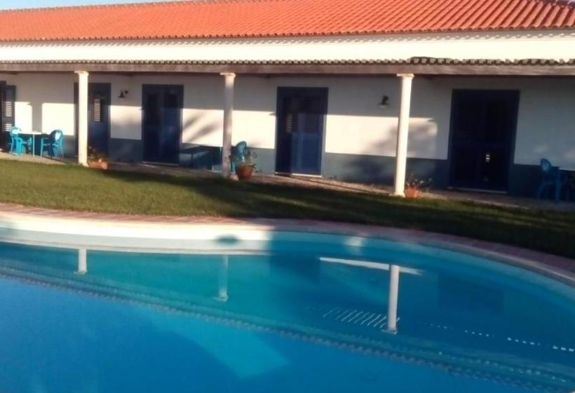 پانسیون Monte Das Beatas   Alojamento Local