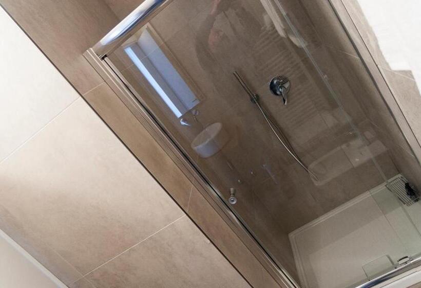 بنسيون Villa Fenix Osio Sotto