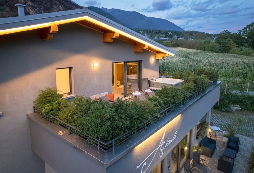 فندق Arbule Agriturismo & Spa Valtellina