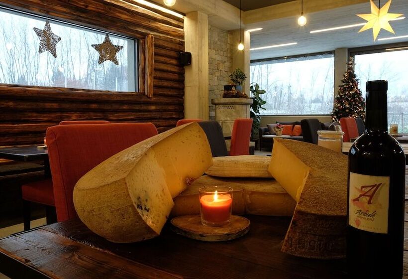 فندق Arbule Agriturismo & Spa Valtellina