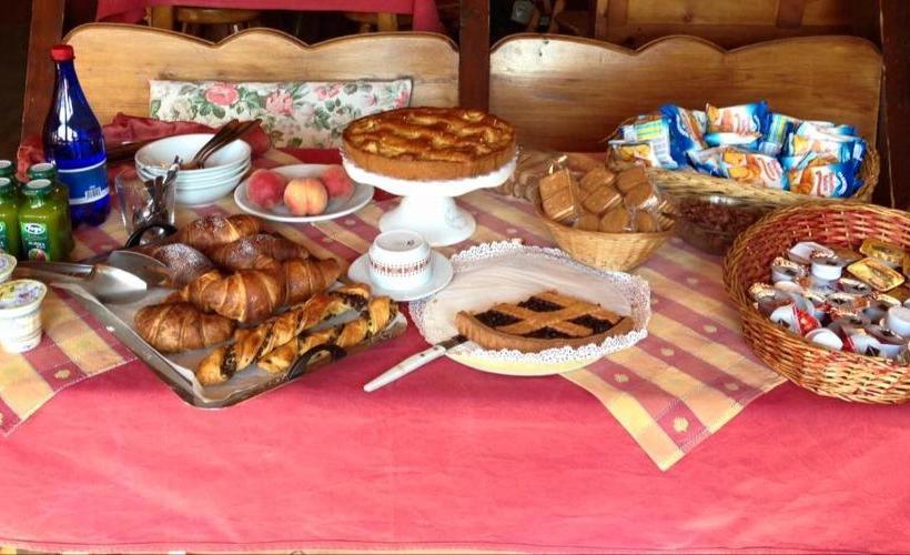 פנסיון Nei Et Soleil