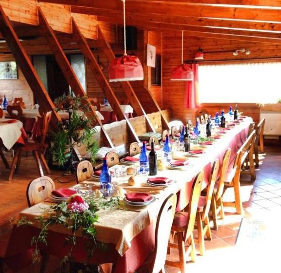 פנסיון Nei Et Soleil