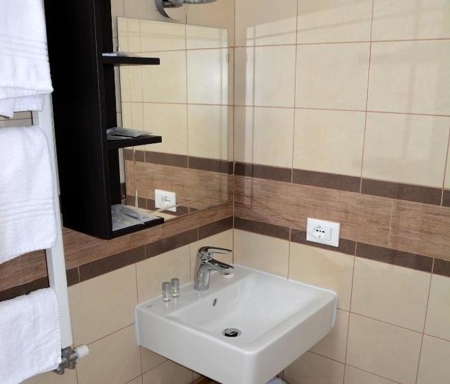 Общежитие Venice Guest House B&b