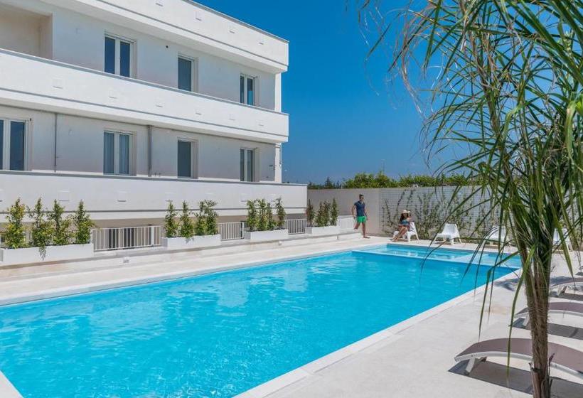Calura Residence