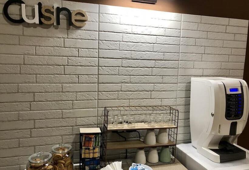 Pensjonat A Due Passi Dal Ponte