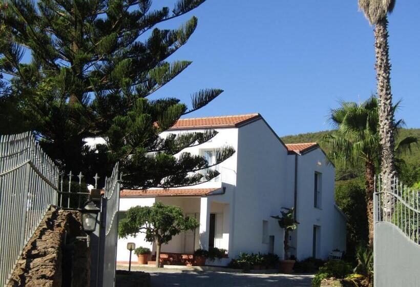 膳宿费 Arenosu Comfort Country Resort