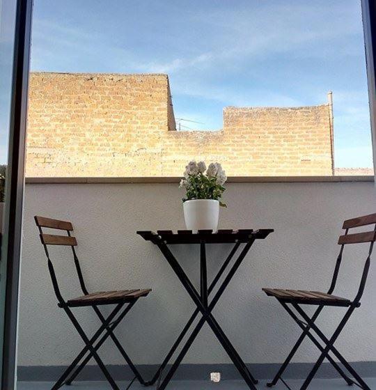 پانسیون L Afs