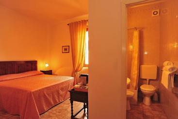 پانسیون Le Camere Di Monia Saturnia