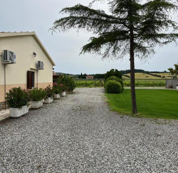 فندق Agriturismo Santa Lucia