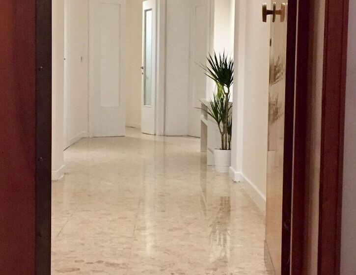 پانسیون The Guesthouse Treviso