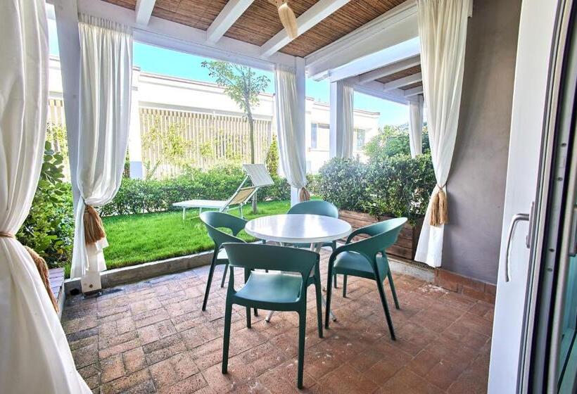 Ancora Resort