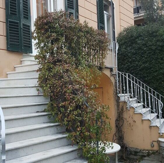 پانسیون Garden Suite