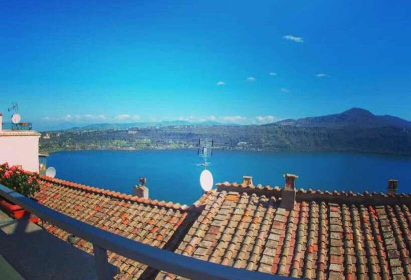 بنسيون Atlantis Inn Castelgandolfo
