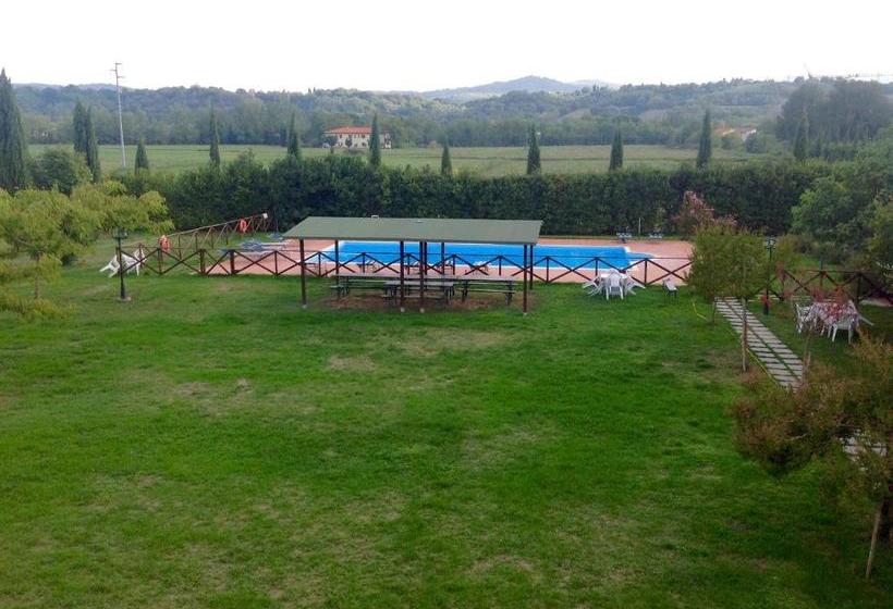 فندق Fattoria Isola