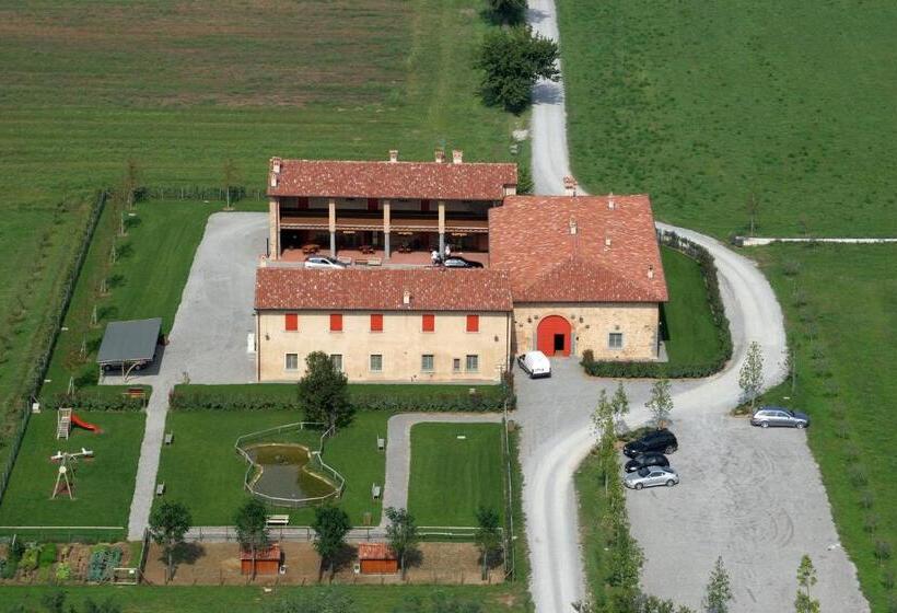 ホテル Agriturismo Cà Del Lupo