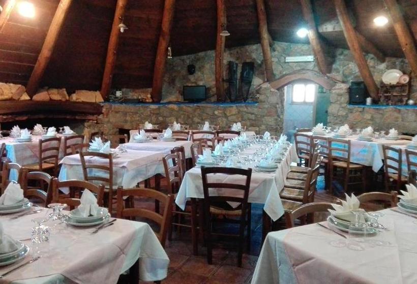 호텔 Agriturismo Su Pinnettu