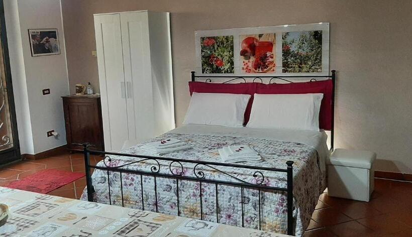 بنسيون La Collina Del Melograno