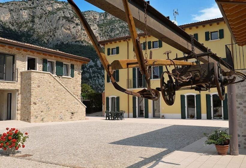 فندق Agriturismo Tre Forti