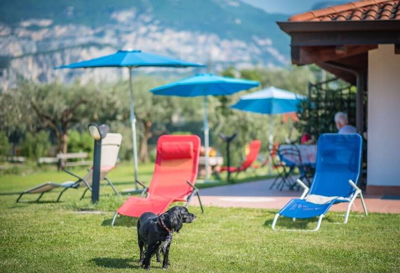 هتل Agriturismo Trefrutti