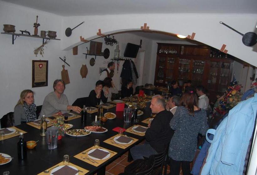 بنسيون La Casa Rosa