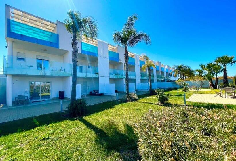 Vespucci Apartments Torre Lapillo