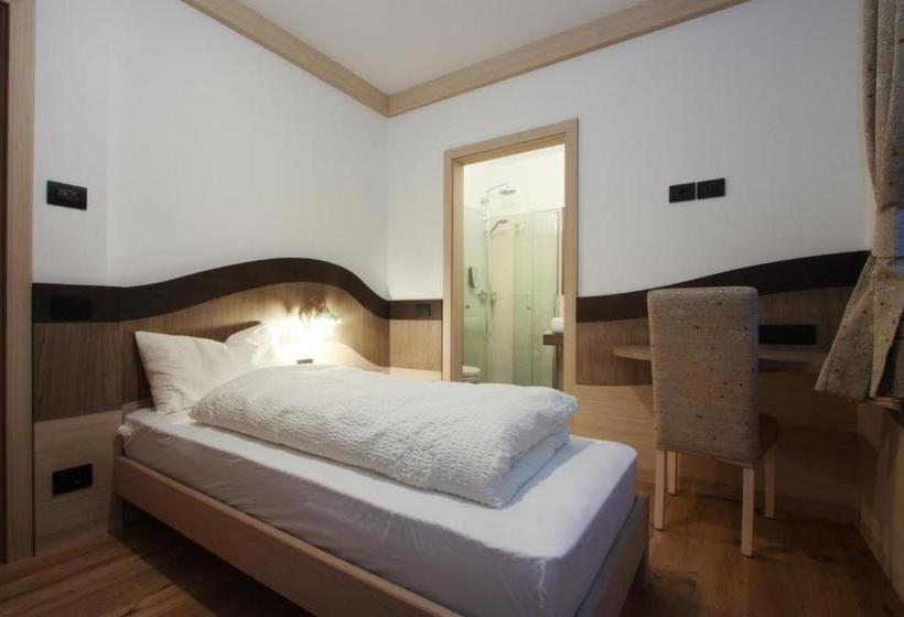 فندق Agriturismo Eredi Di Cobelli Aldo