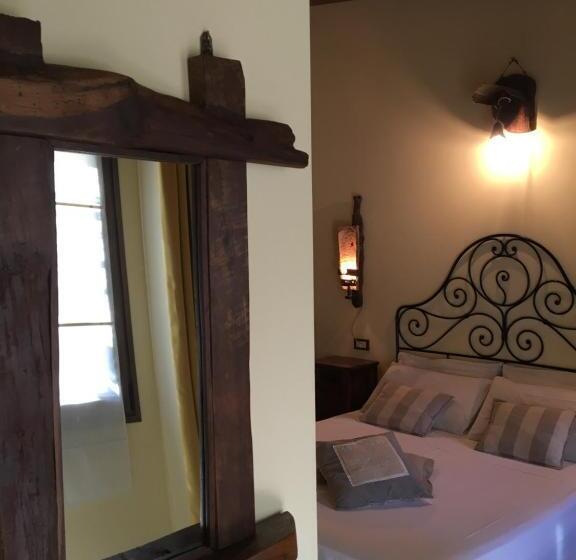 فندق Agriturismo Papaveri E Papere