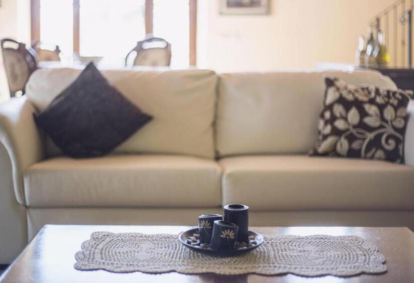 Отель Agriturismo Tenuta Il Polardo