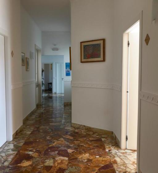 پانسیون Il Giardino Di Flora   Piscina & Jacuzzi