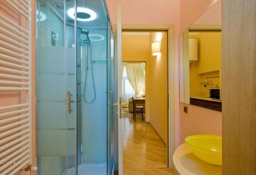 پانسیون Piazza Azuni 18 Guest House