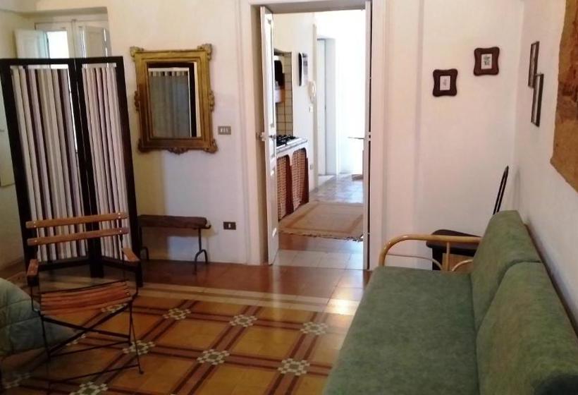 펜션 Antica Via Delle Aie