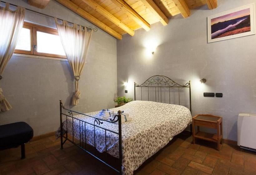 ホテル Agriturismo Biobiò