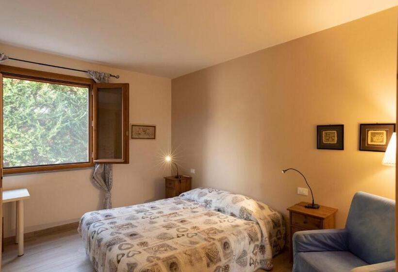 בית מלון כפרי Agriturismo La Pineta