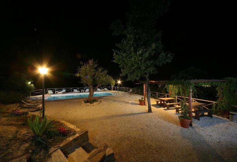 호텔 Agriturismo Monte Valentino